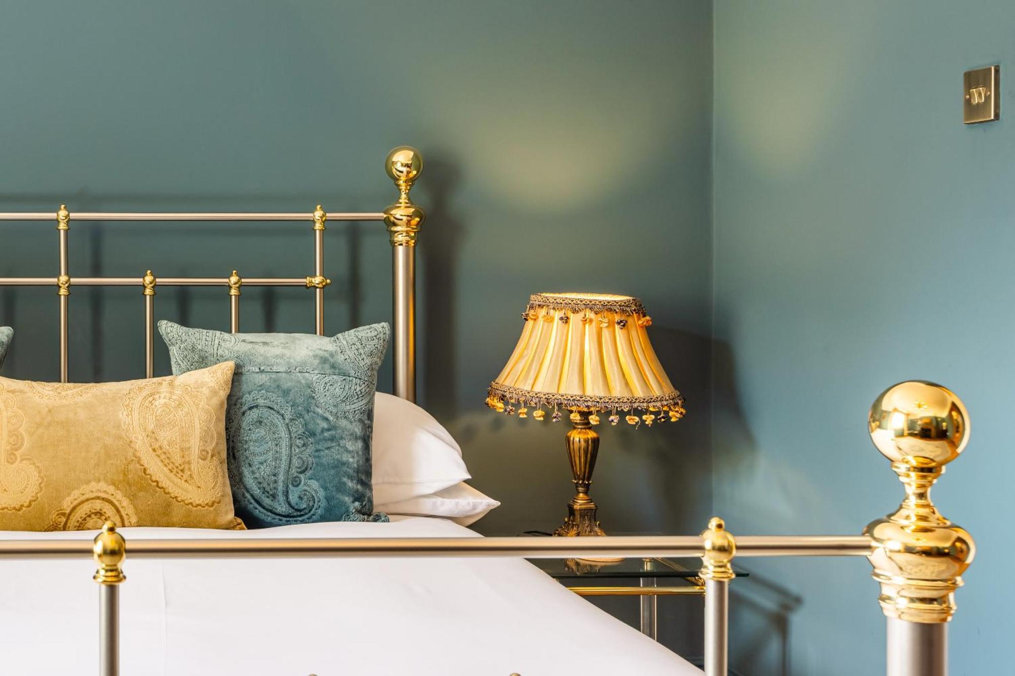 Blue Bliss - Sumptuous, Period Apartment Chagford Esterno foto
