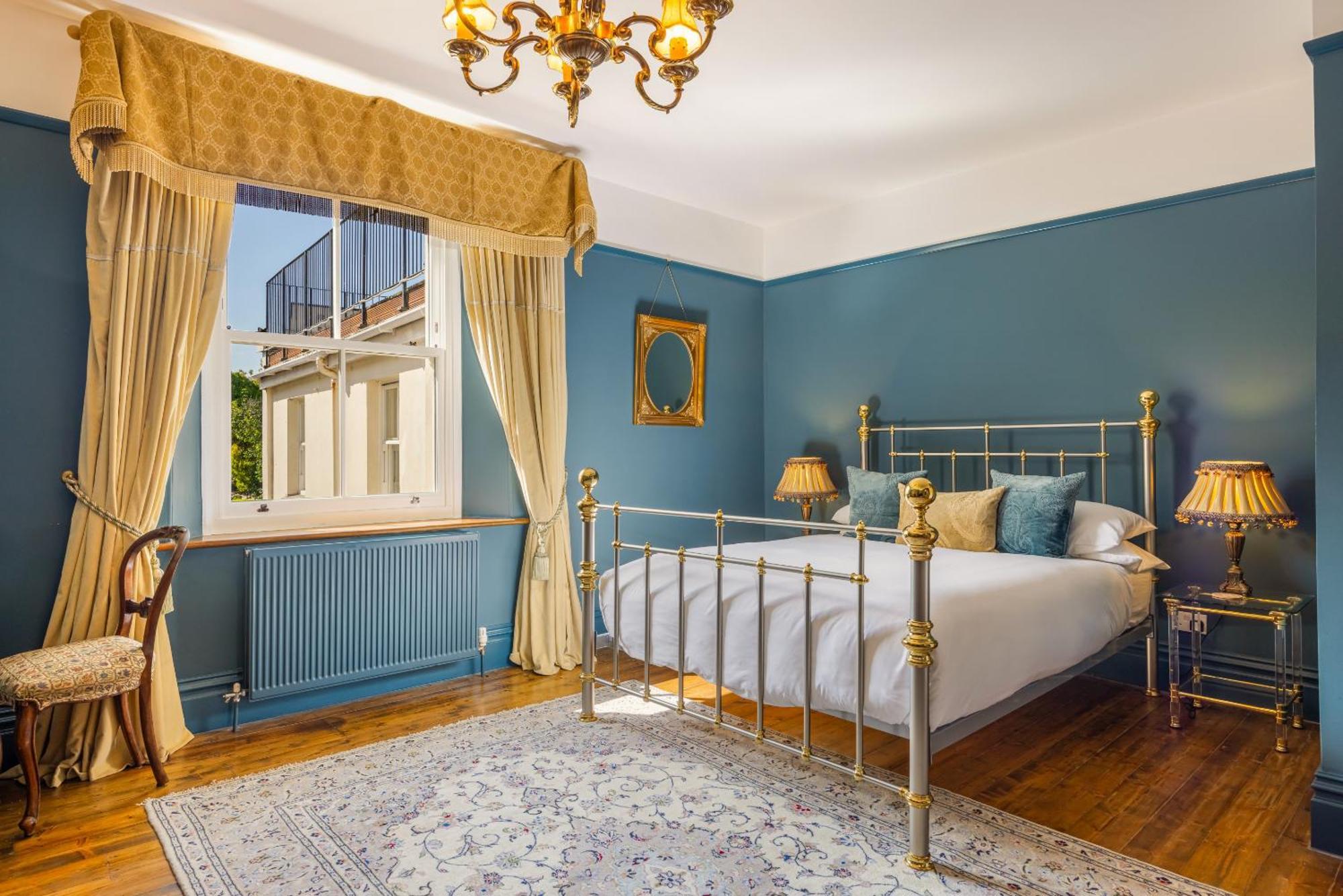 Blue Bliss - Sumptuous, Period Apartment Chagford Esterno foto