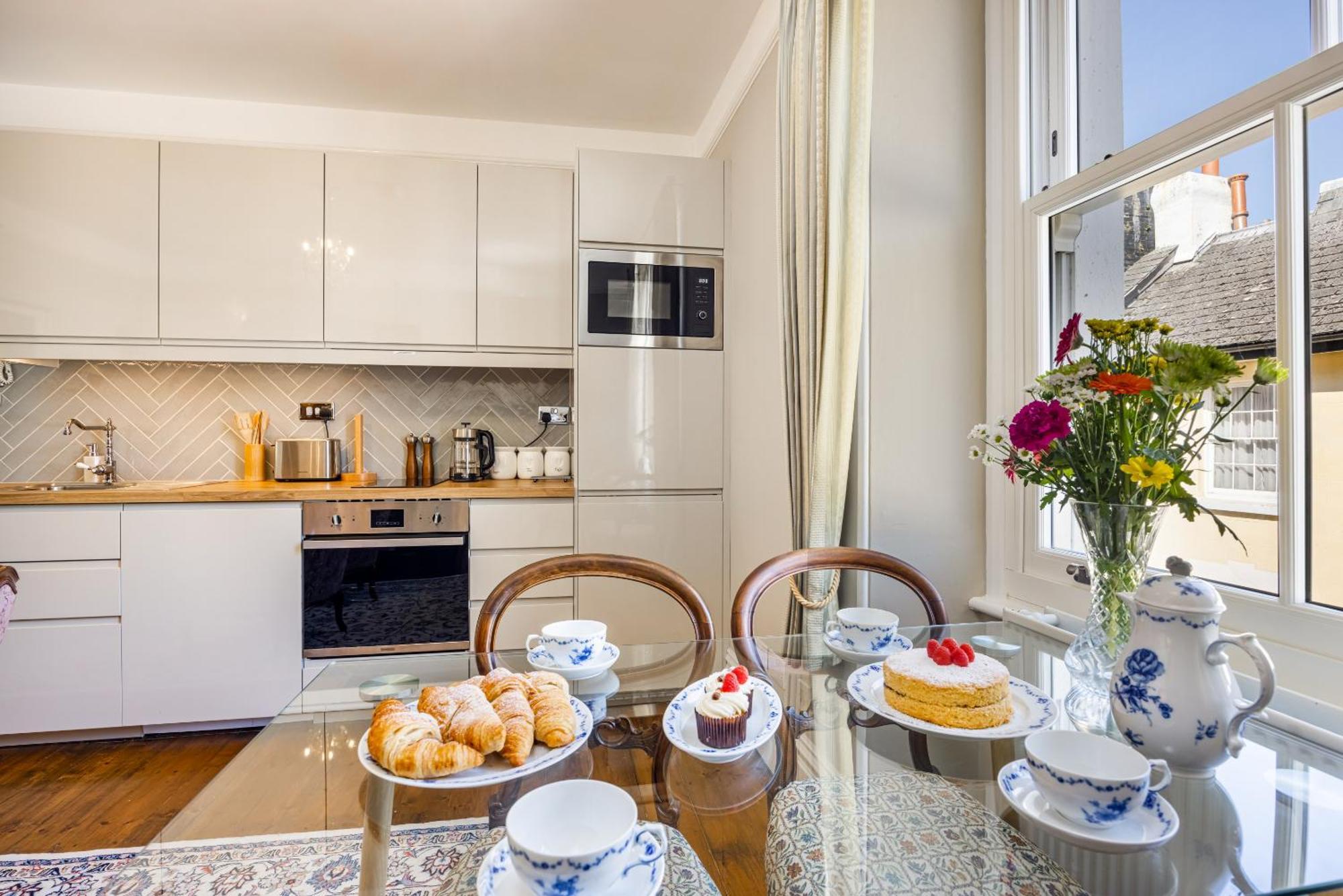 Blue Bliss - Sumptuous, Period Apartment Chagford Esterno foto