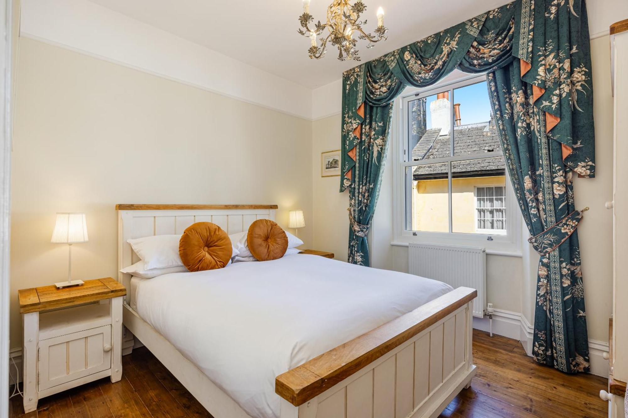 Blue Bliss - Sumptuous, Period Apartment Chagford Esterno foto
